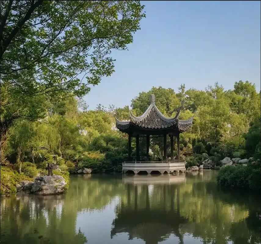 鹤岗兴山千儿餐饮有限公司